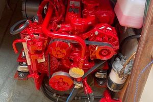 1981 Hinterhoeller Niagara 35
